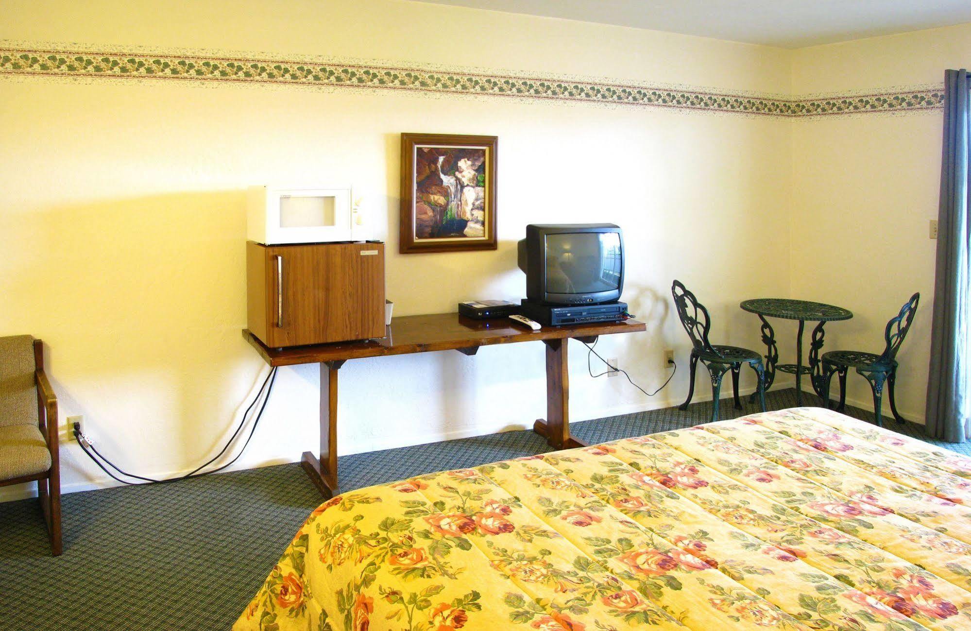 Pacific City Inn Extérieur photo