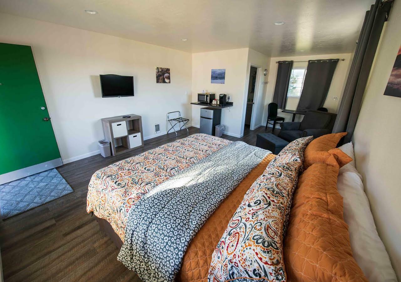 Pacific City Inn Extérieur photo