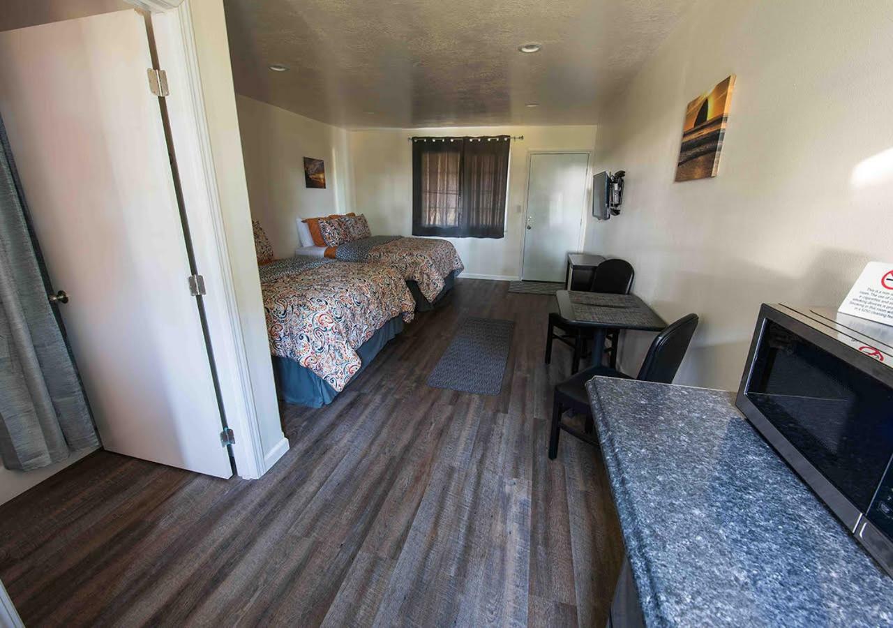 Pacific City Inn Extérieur photo