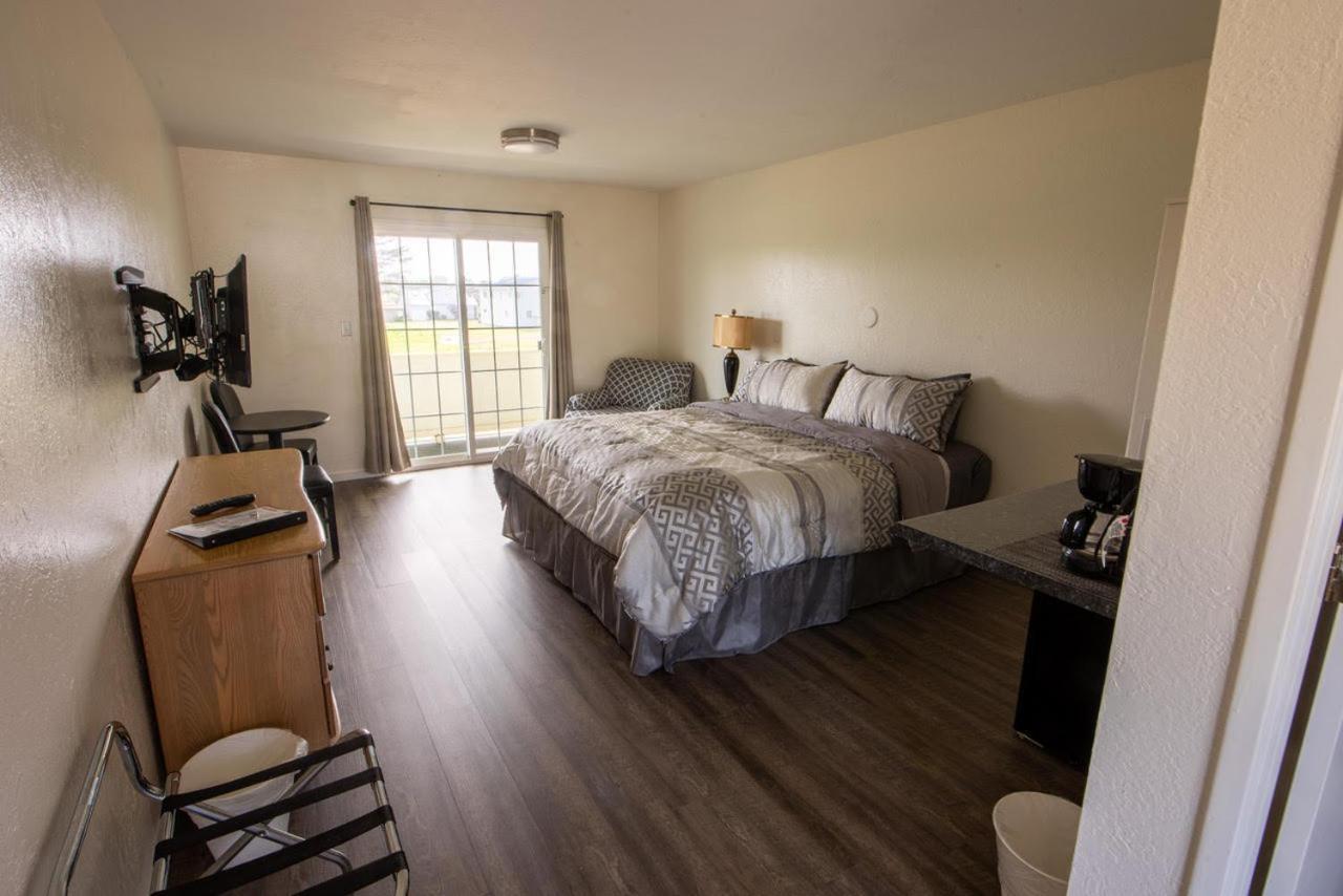 Pacific City Inn Extérieur photo