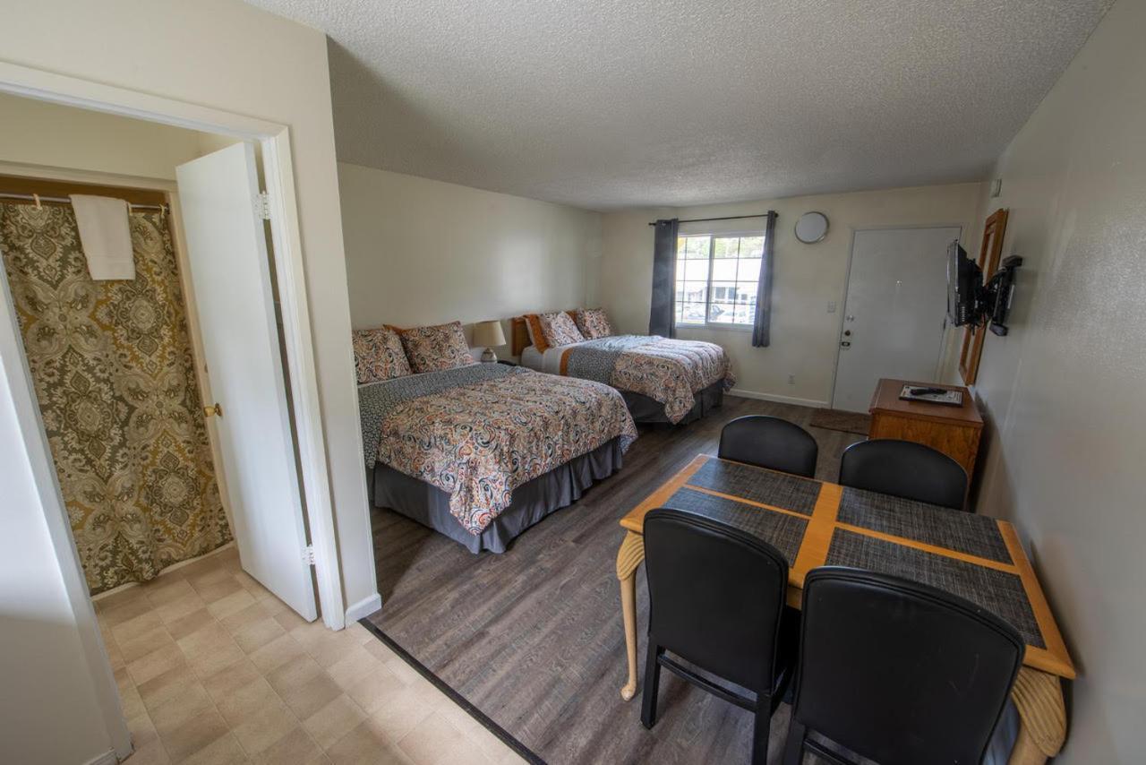 Pacific City Inn Extérieur photo